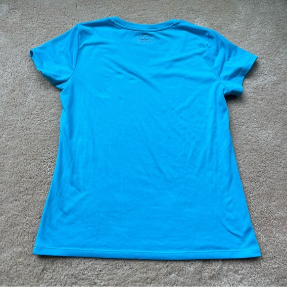 Under Armour HeatGear Women's Blue Loose T Shirt - Size M - VGUC - Polyester - Picture 2 of 6